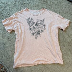 American Eagle Outfitters Pink Floral Graphic Tee